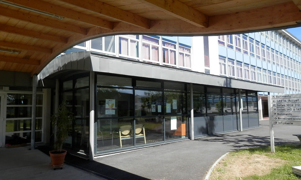 Conception Coursives Lycée Garnier - La Ferté Bernard